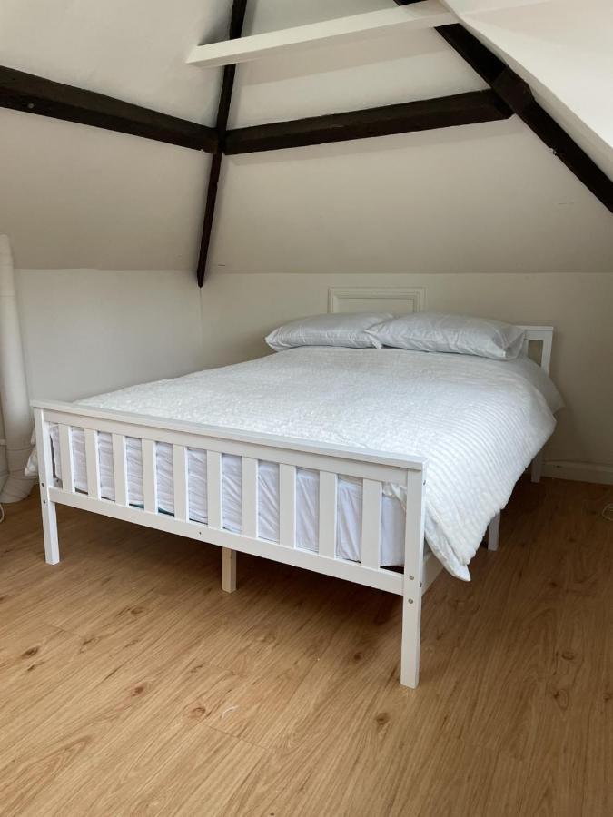 The Corner House, 36, Broadway Road, Leilighet Evesham Eksteriør bilde