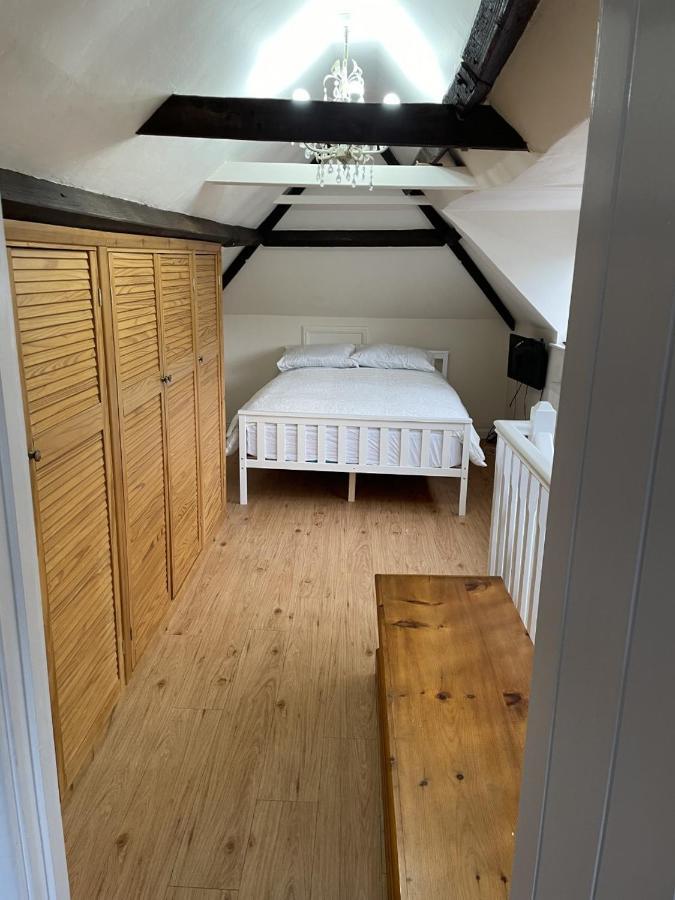 The Corner House, 36, Broadway Road, Leilighet Evesham Eksteriør bilde
