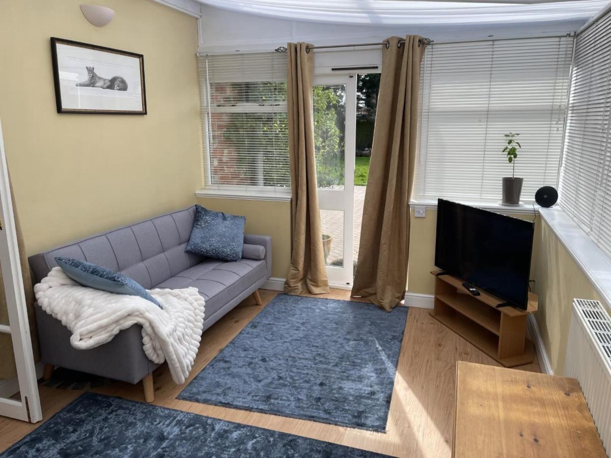 The Corner House, 36, Broadway Road, Leilighet Evesham Eksteriør bilde